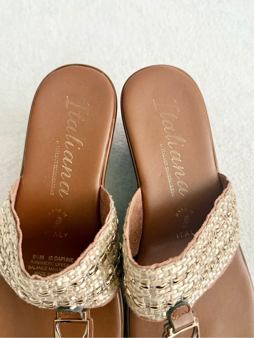Brown Gold Woven Wedge Thong Sandals Women’s 9.5 Metallic Resort Summer